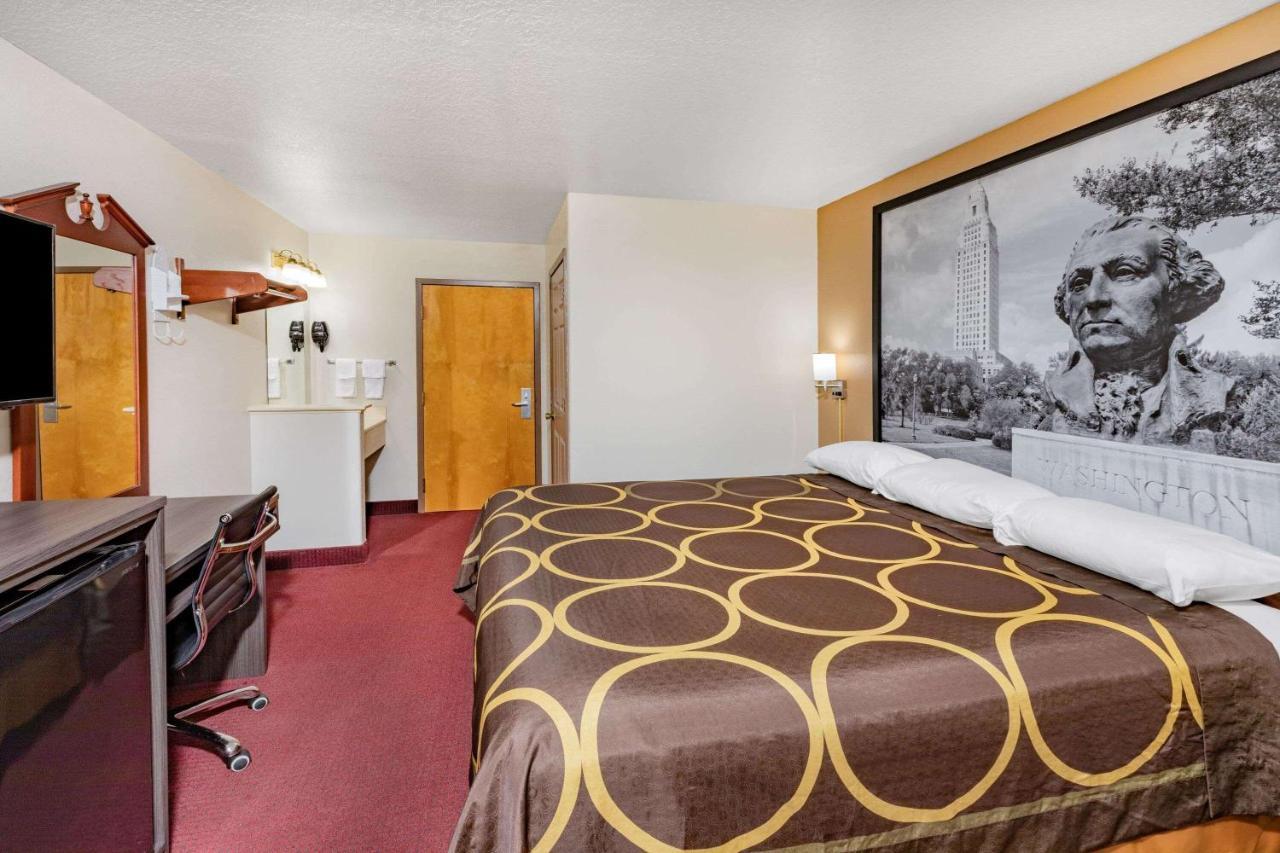 Super 8 By Wyndham Kinder/Coushatta Near Casino Buitenkant foto